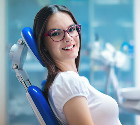 woman at the dentist